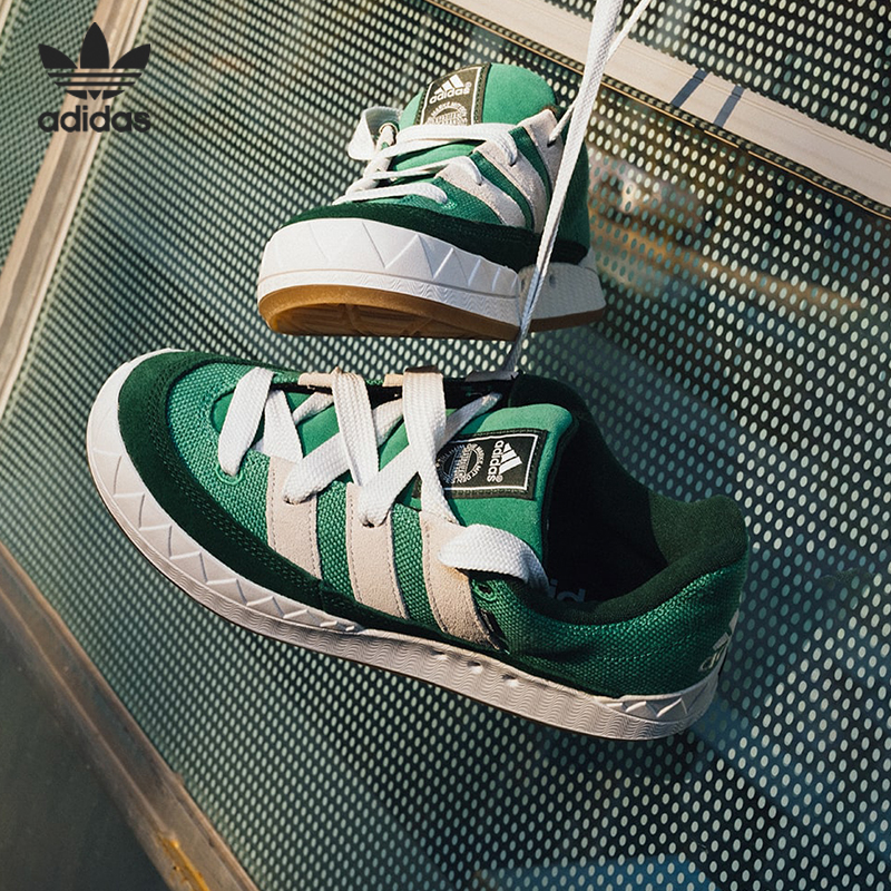 阿迪达斯男女运动休闲鞋