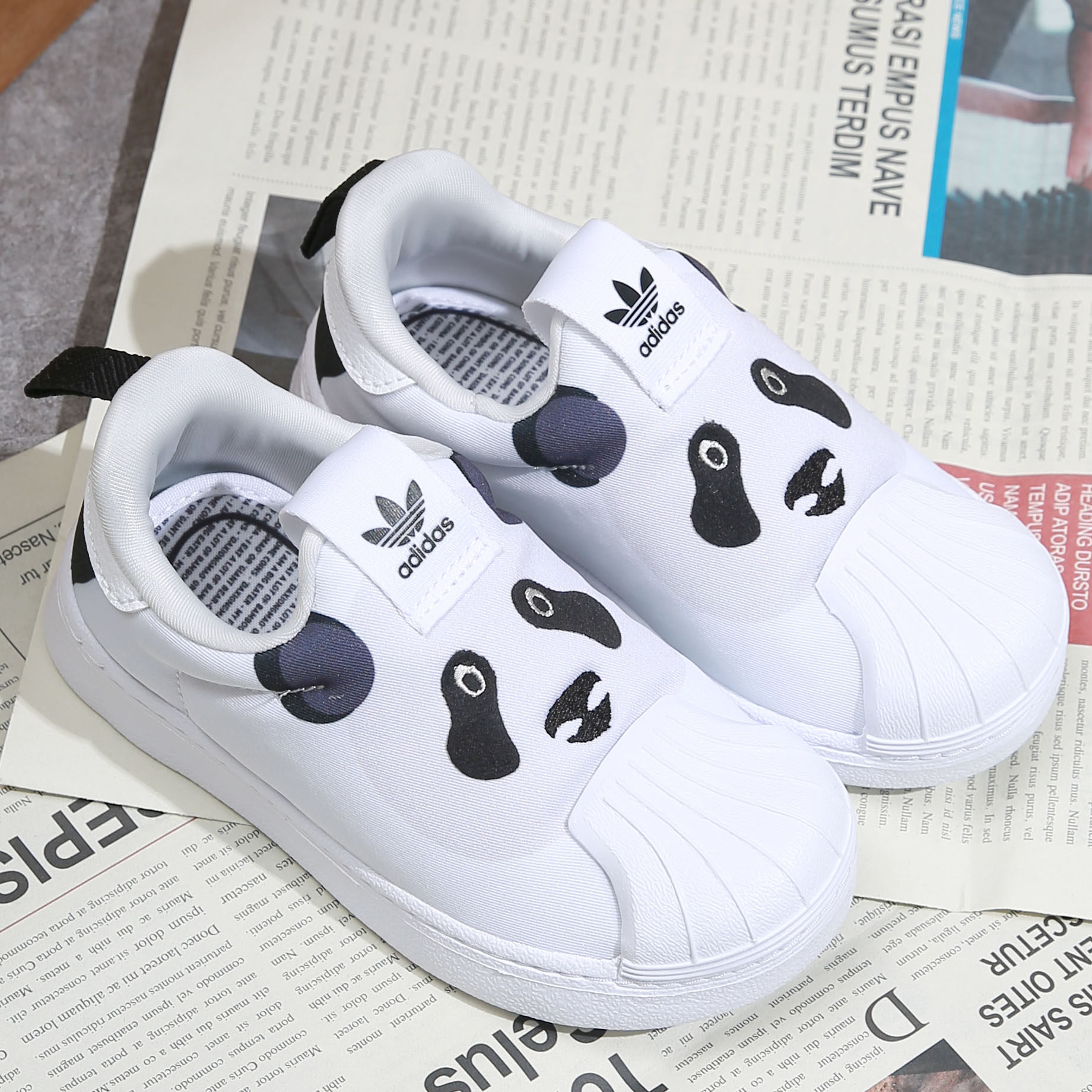 阿迪达斯小童男女休闲贝壳头鞋