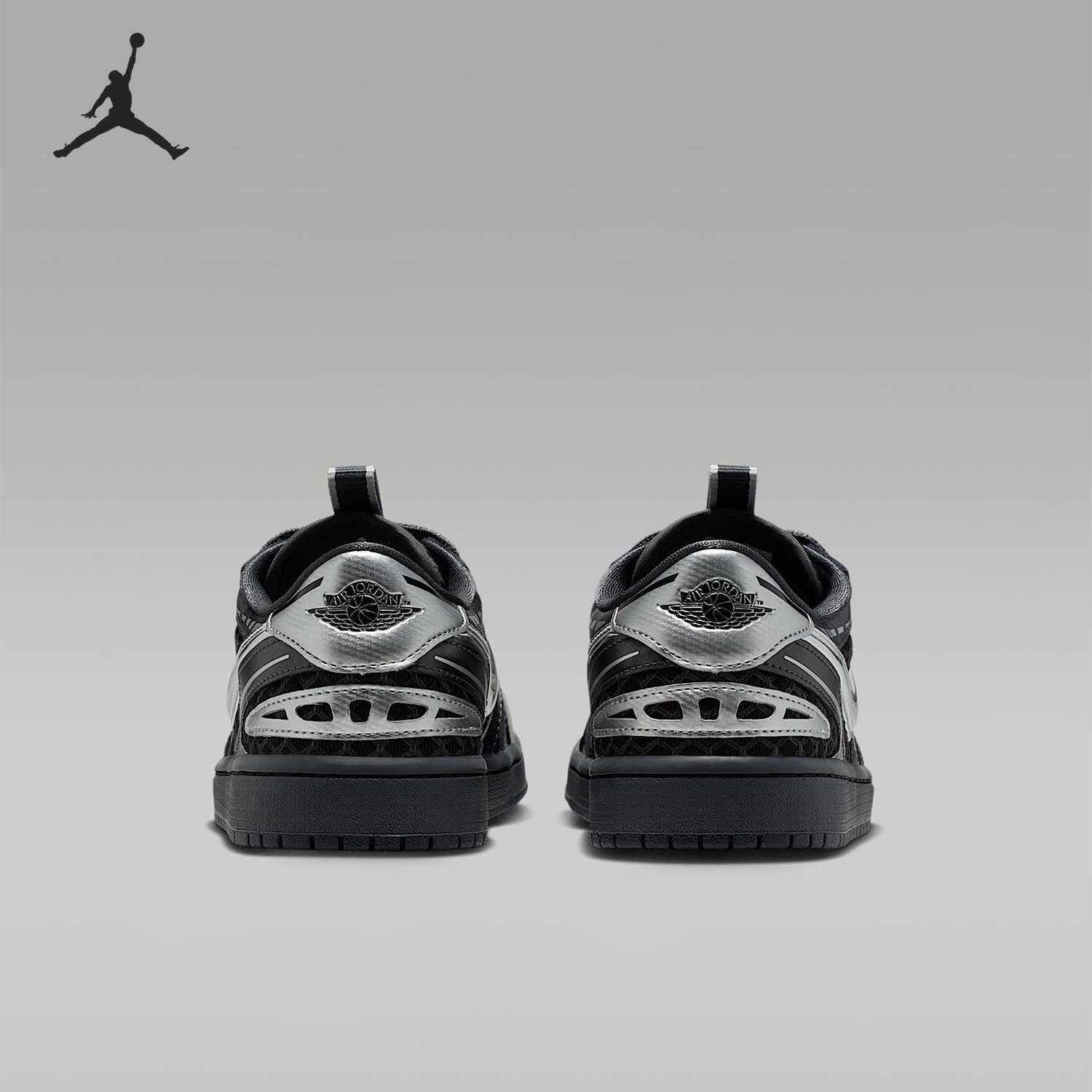 耐克女潮流复古休闲板鞋