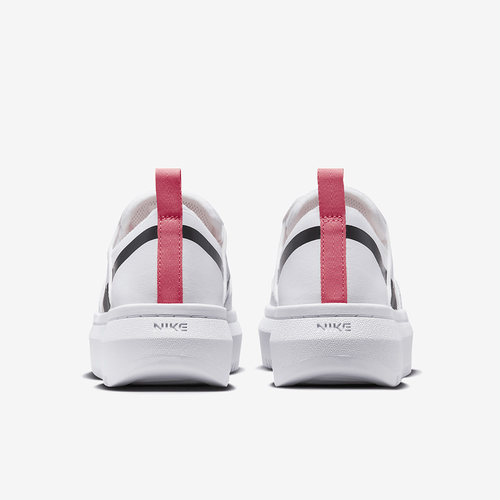 耐克女子舒适运动板鞋