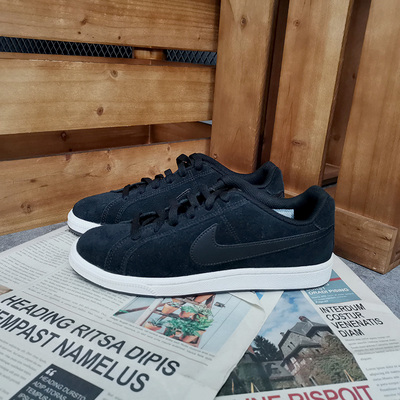 耐克女子板鞋复古皮面运动休闲鞋