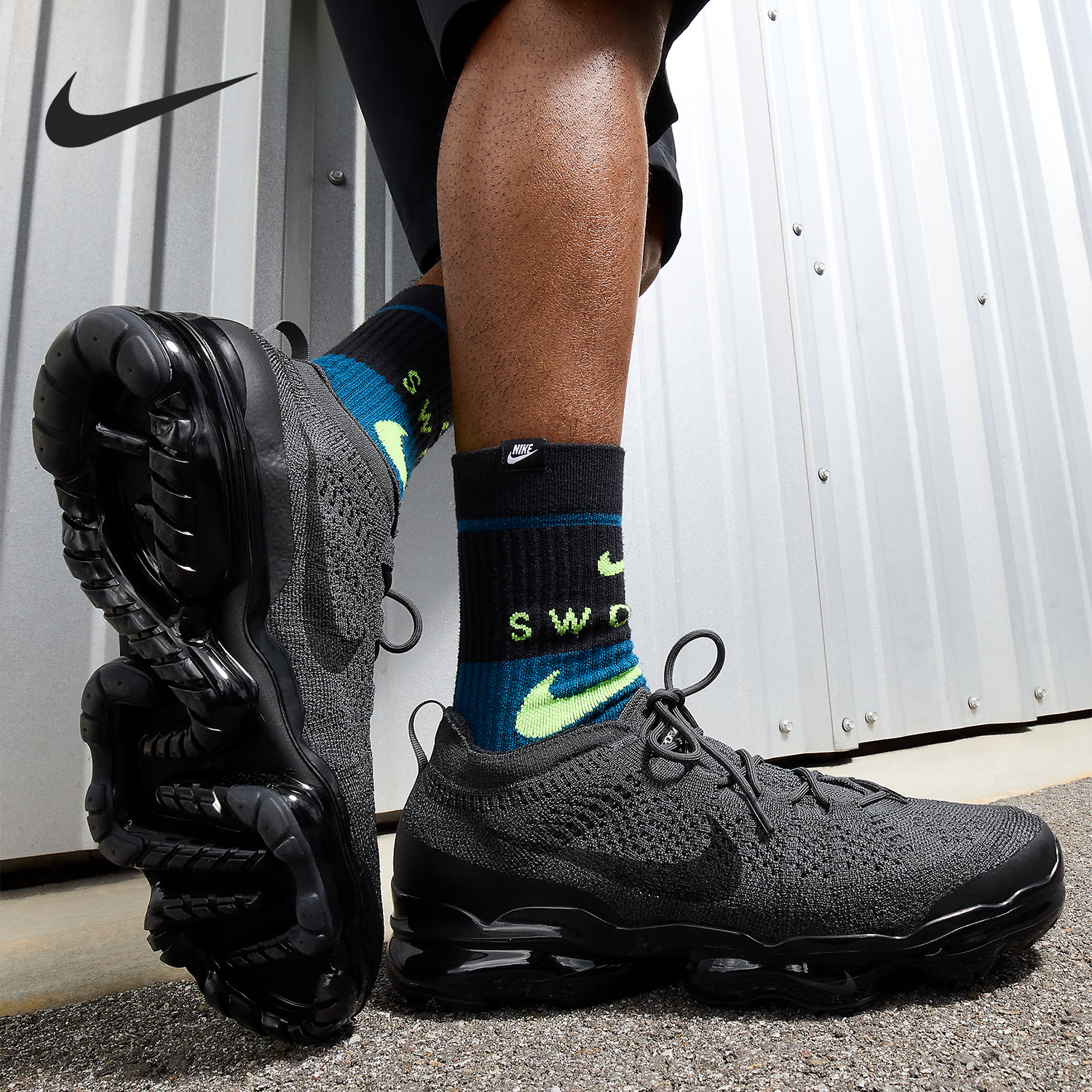 耐克男士缓震休闲舒适透气运动鞋