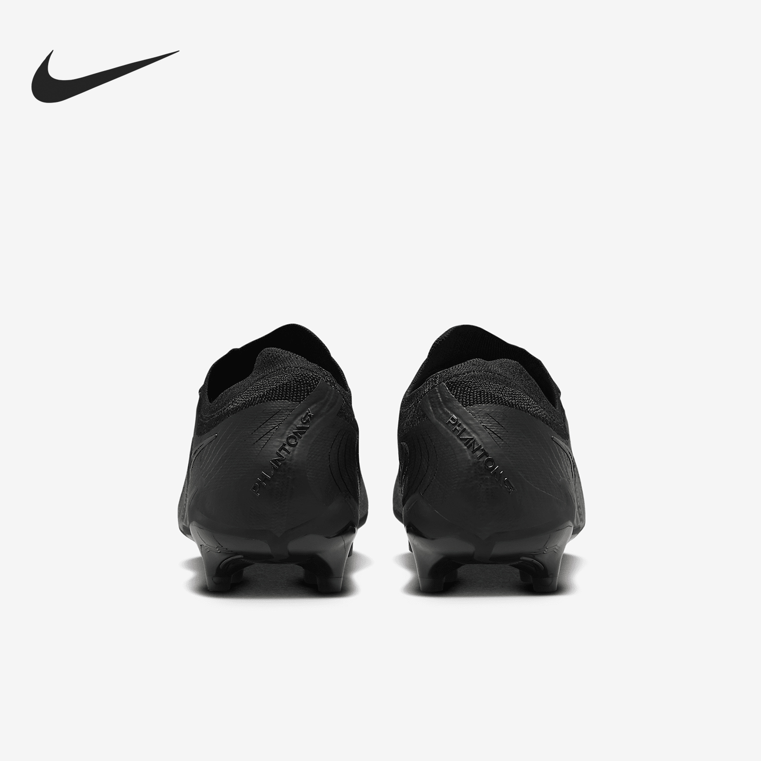 耐克男士运动耐磨低帮足球鞋