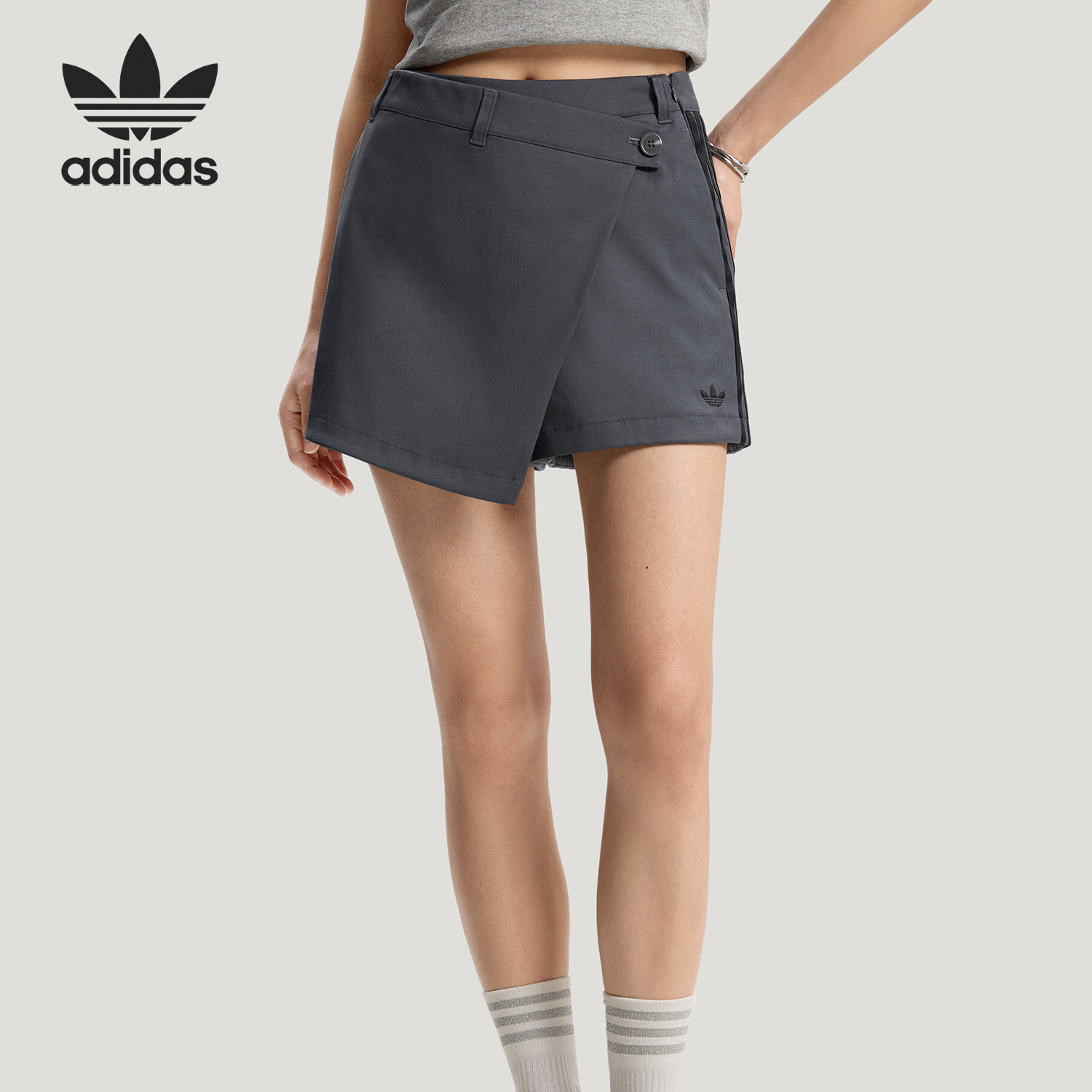Adidas/阿迪达斯官方正品三叶草SKORT新款女深灰色宽松裙裤KU4776