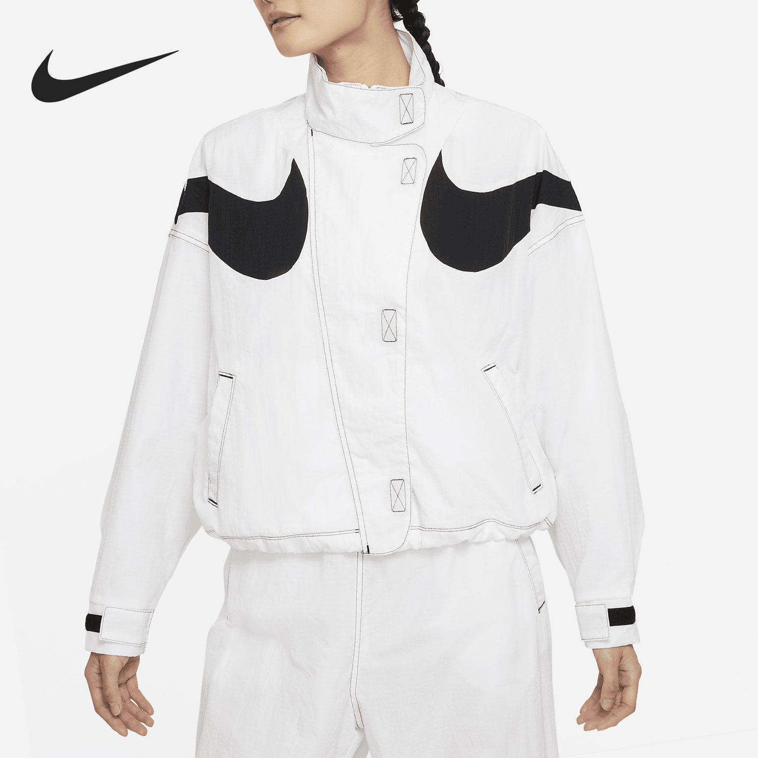 nike/耐克sportswear swoosh 女子拒水宽松夹克外套 dd5585-100