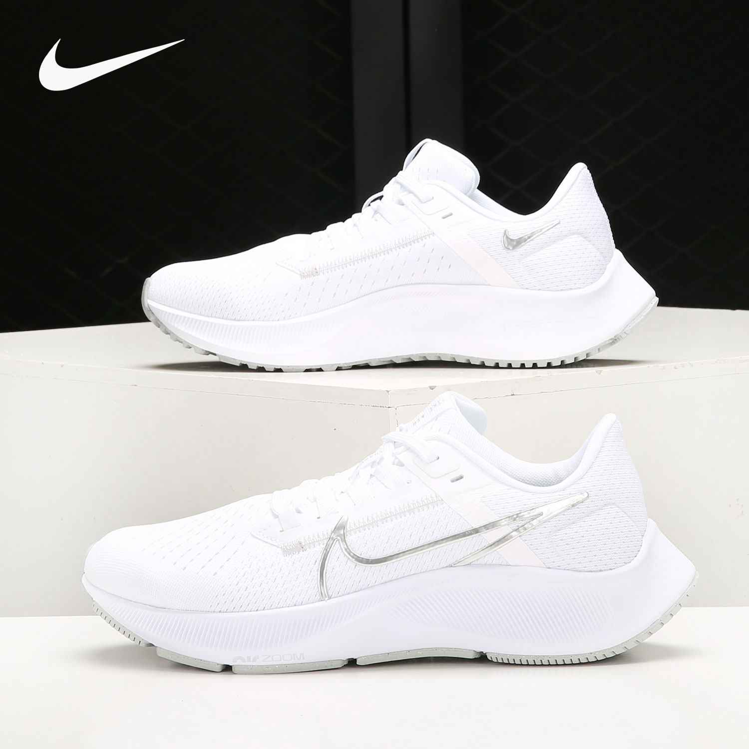 耐克AIRZOOM女子跑步鞋