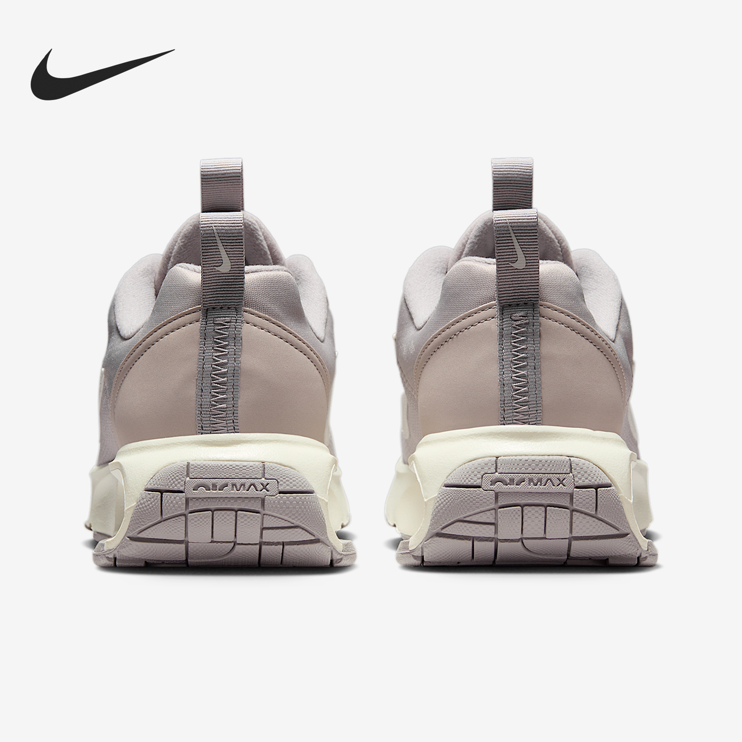 耐克女士时尚弹力休闲鞋