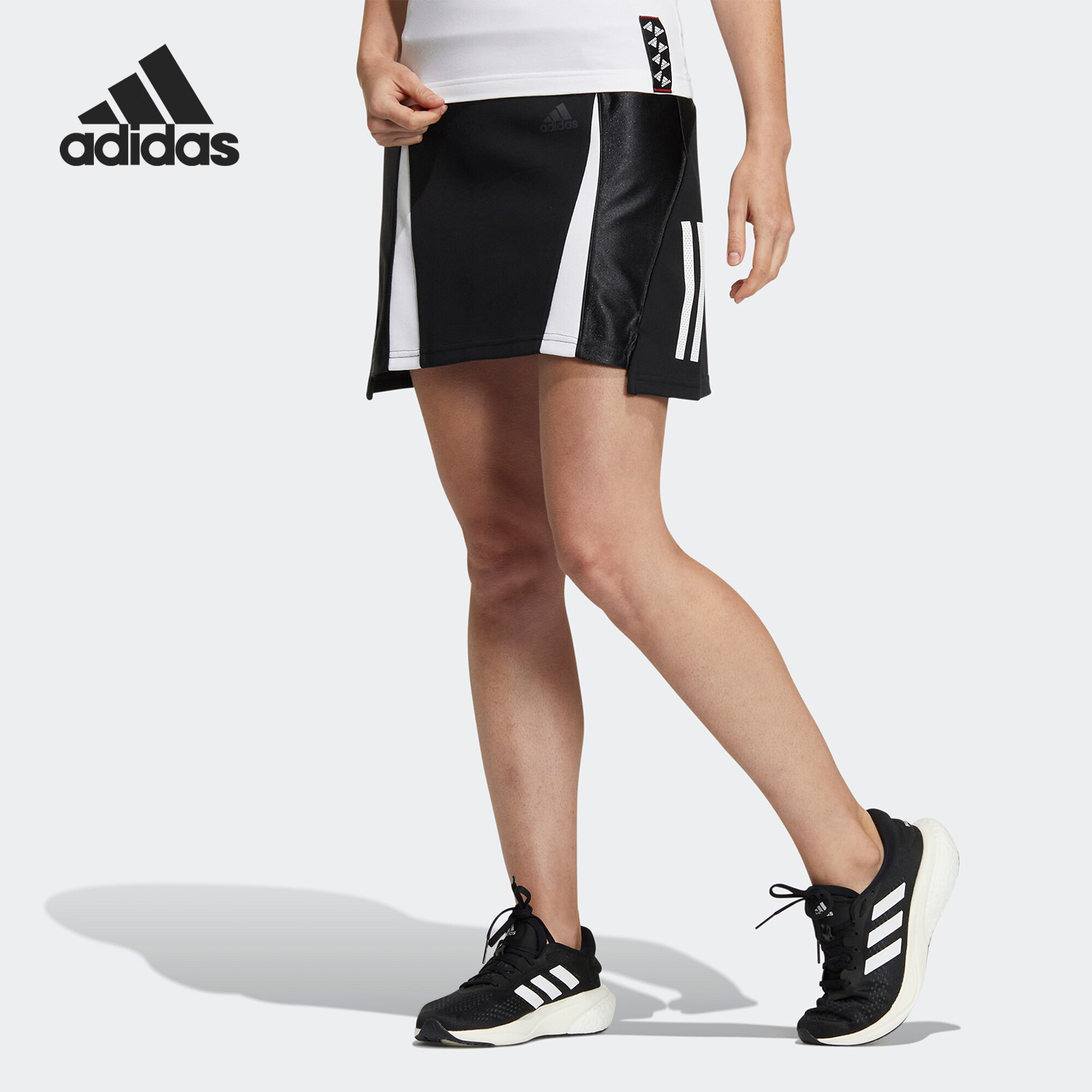 Adidas/阿迪达斯官方正品夏季新款女子都市机能风半身短裙HM5285