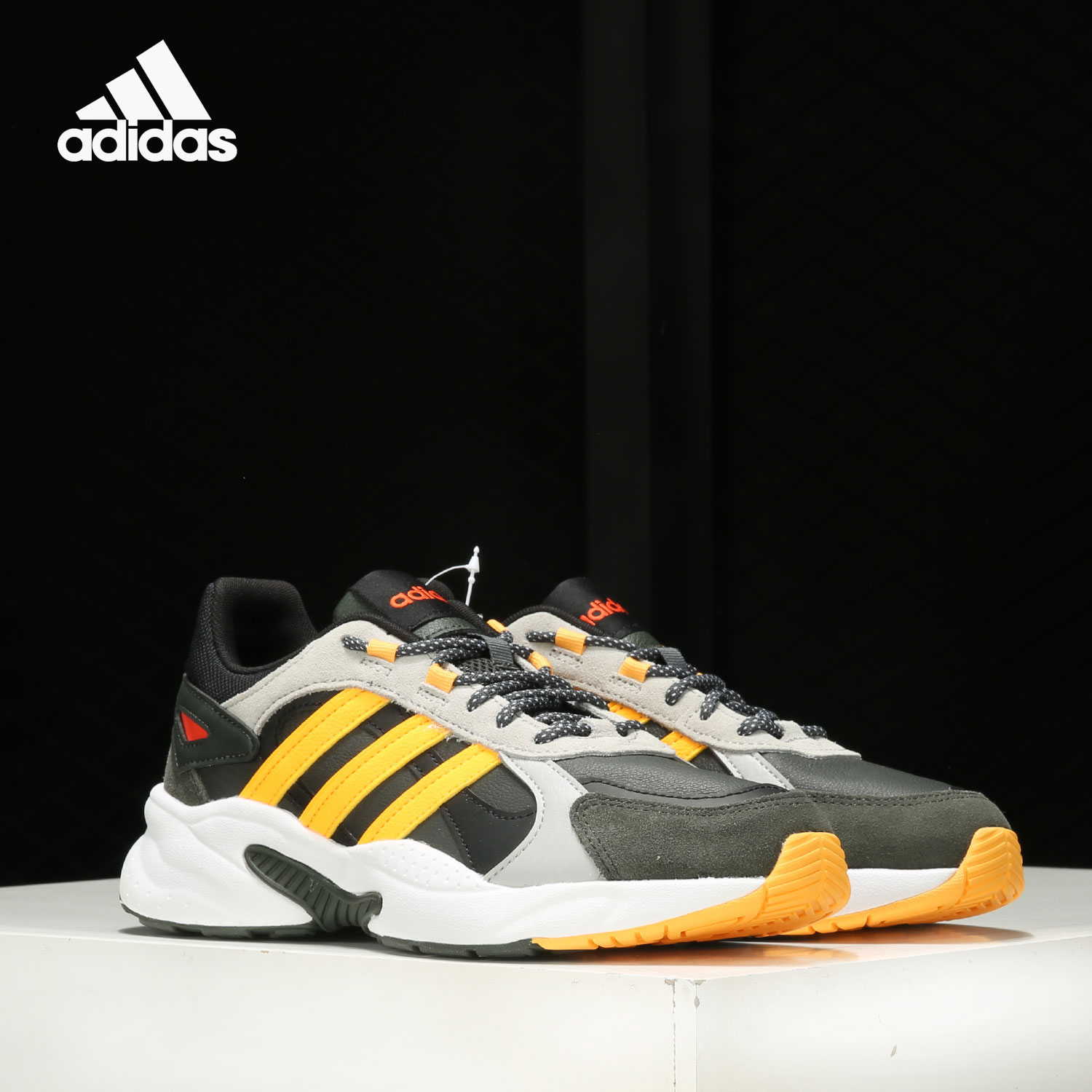 Adidas/阿迪达斯正品秋冬新款男子轻便舒适运动休闲鞋 FX9107