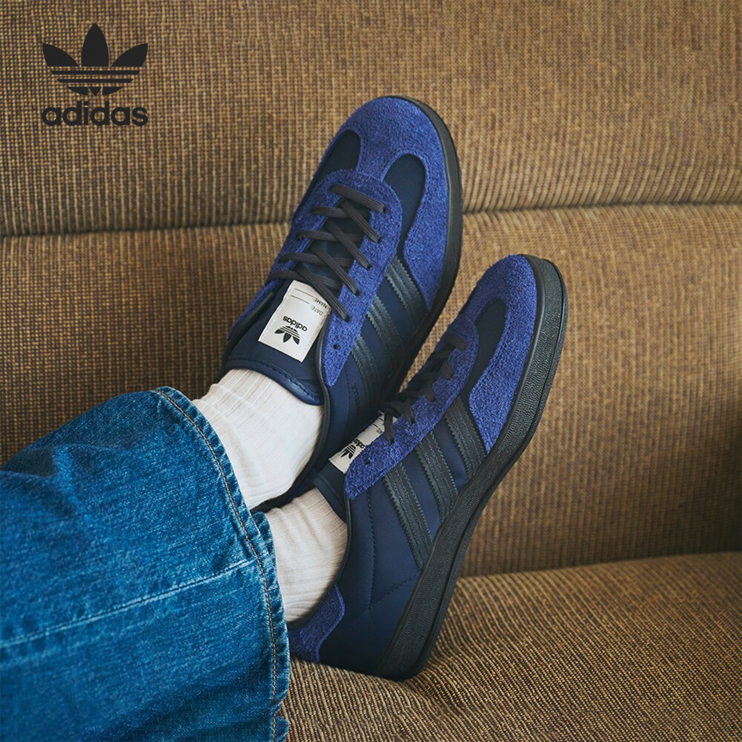 阿迪达斯男女休闲舒适轻便板鞋