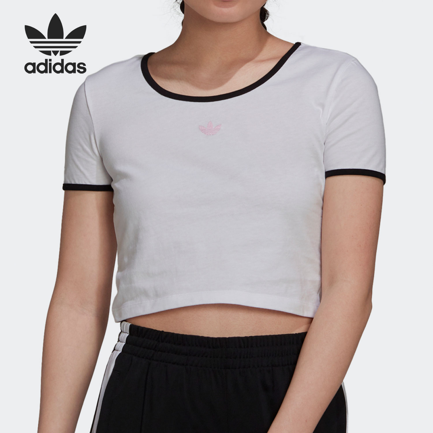阿迪达斯女子修身短袖T恤