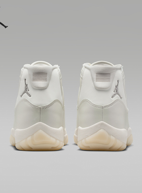 Nike/耐克正品JORDAN女士训练高帮系带减震运动篮球鞋AR0715-110