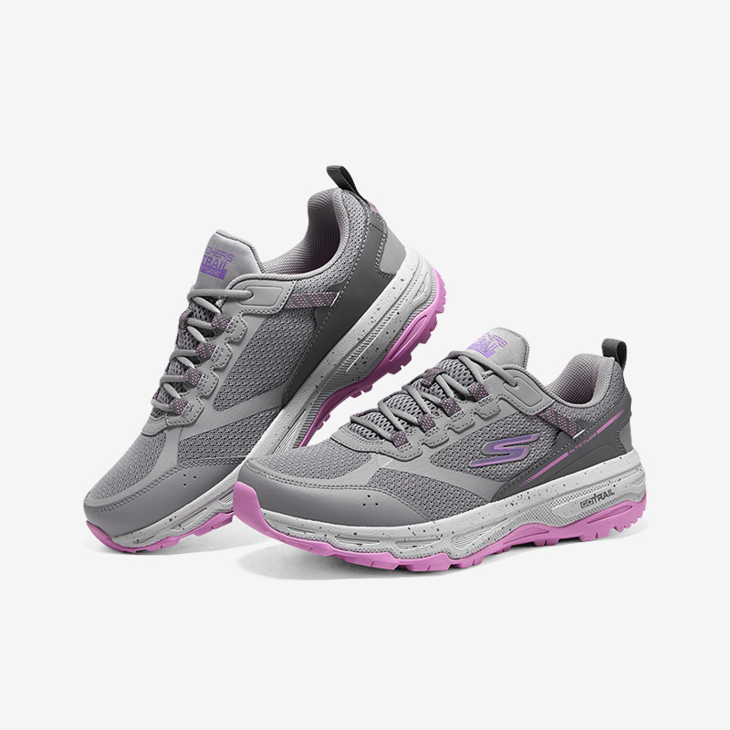 Skechers/斯凯奇正品新款女子时尚运动透气缓震户外跑步鞋