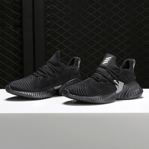 阿迪达斯alphabounce女子跑步鞋