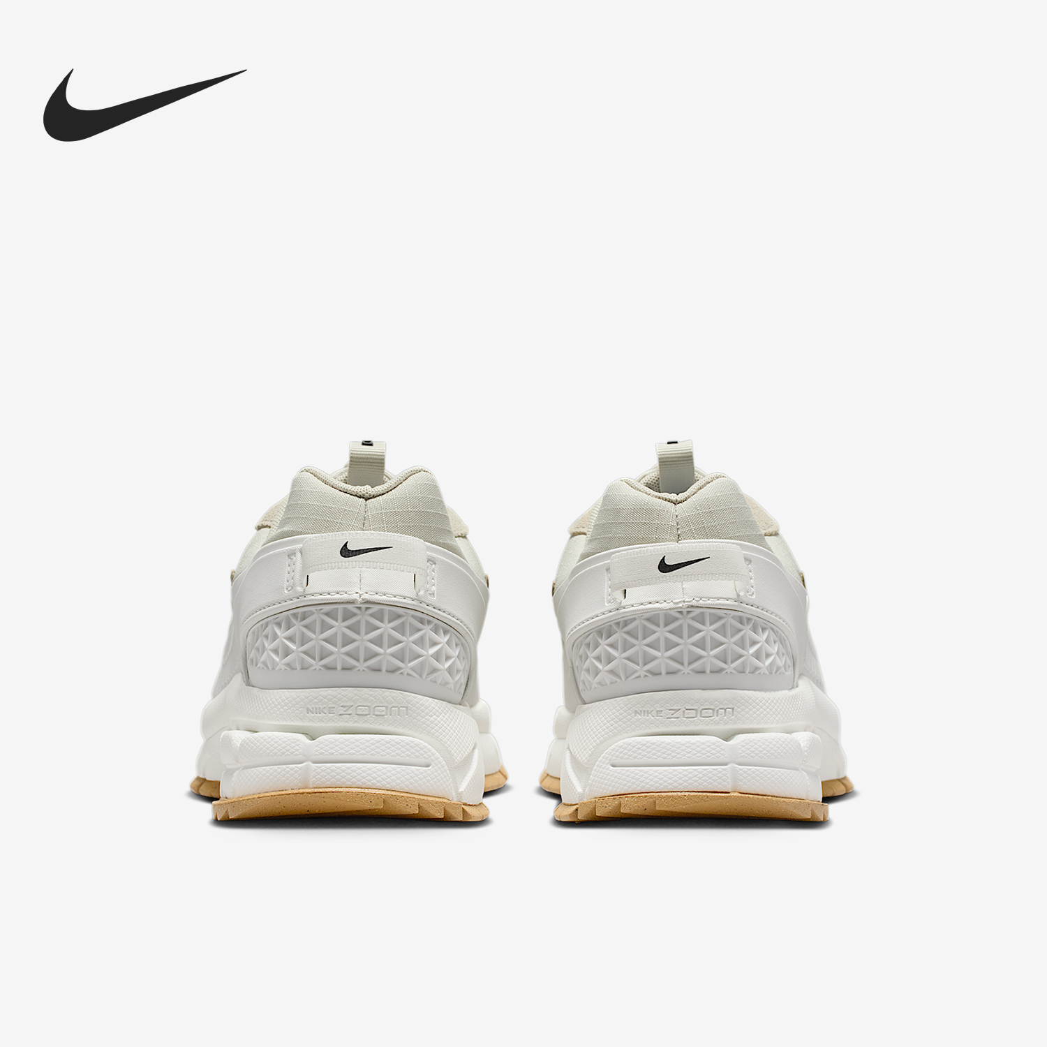 Nike/耐克正品Zoom Vomero Roam女士耐磨运动鞋HQ2181-100