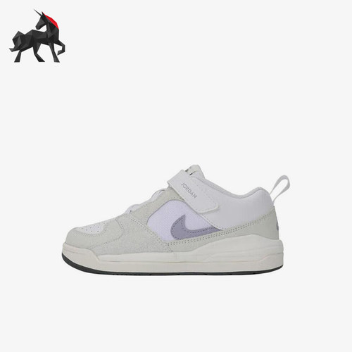 Nike/耐克小童轻盈休闲运动鞋
