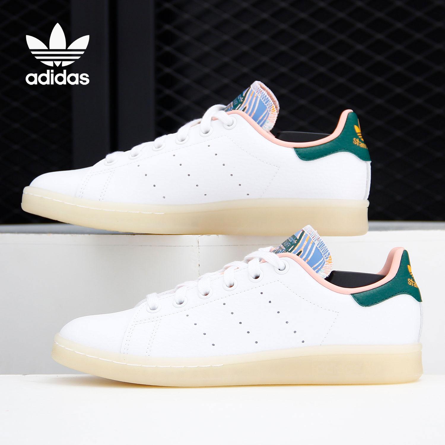 Adidas/阿迪达斯休闲板鞋