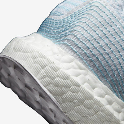 Adidas阿迪达斯正品Parley x ULT男BOOST缓震系带跑步鞋CP9685