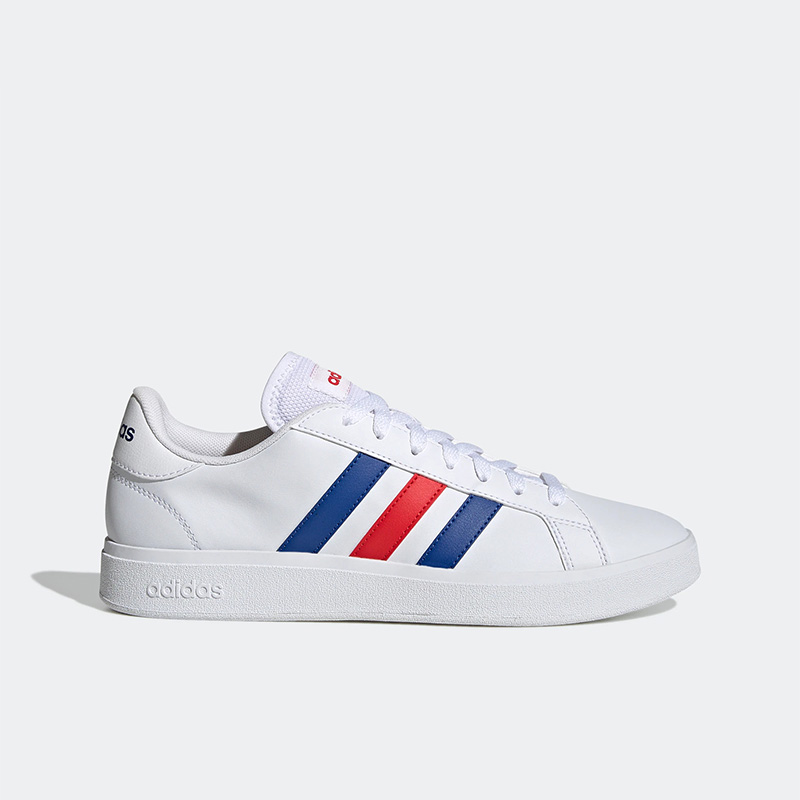 Adidas/阿迪达斯女子运动板鞋