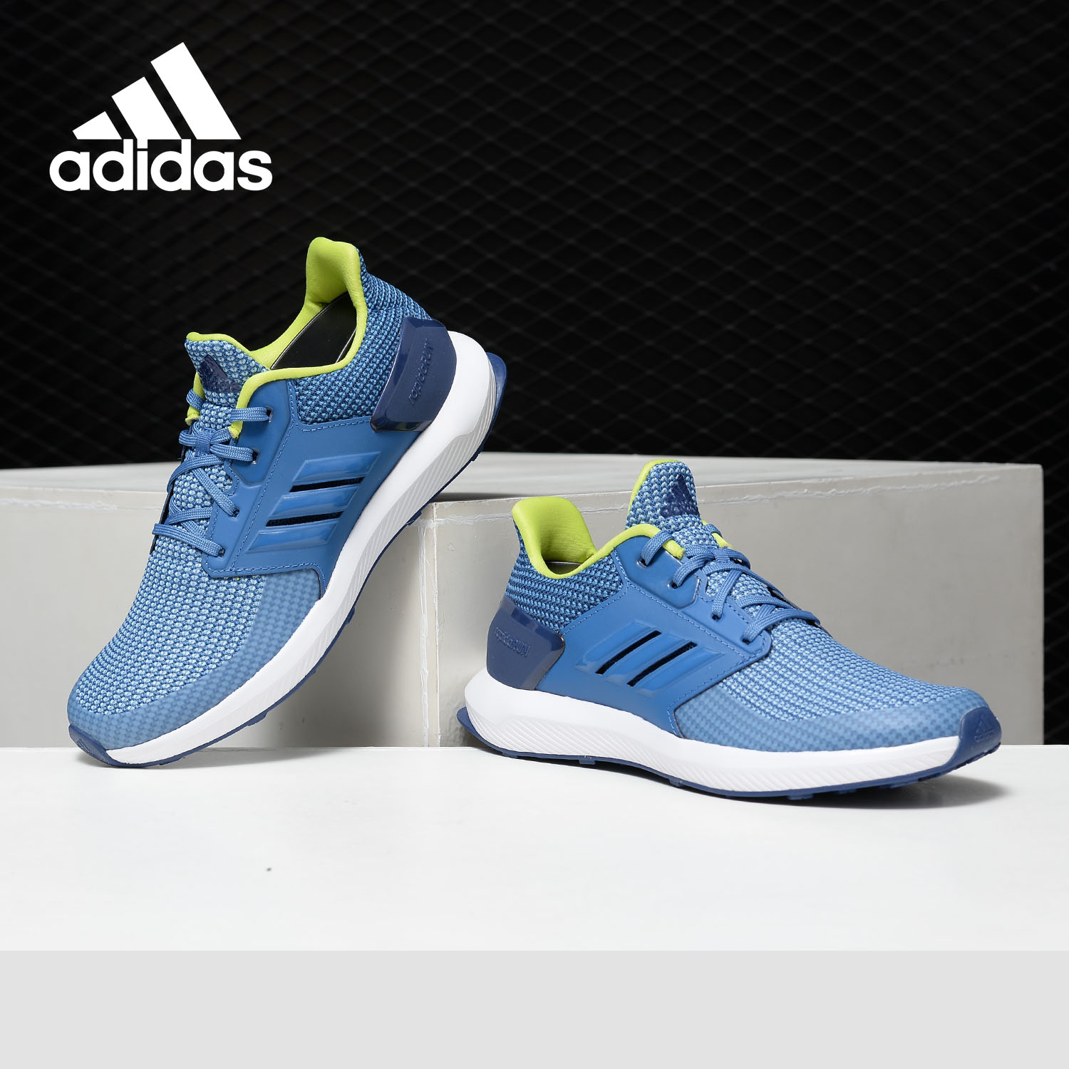 阿迪达斯儿童运动轻便跑步鞋