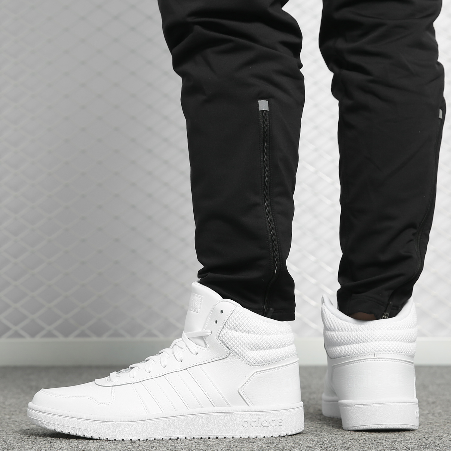 阿迪达斯HOOPS男女休闲运动鞋