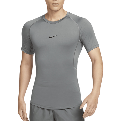 耐克男士运动透气圆领短袖