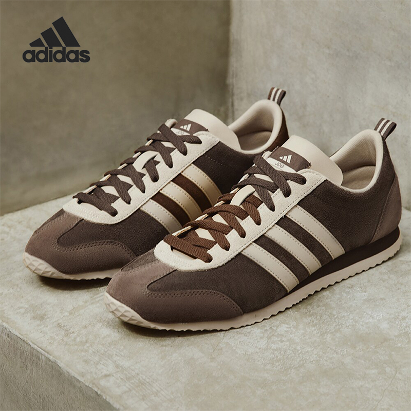 阿迪达斯男女休闲鞋JS1123