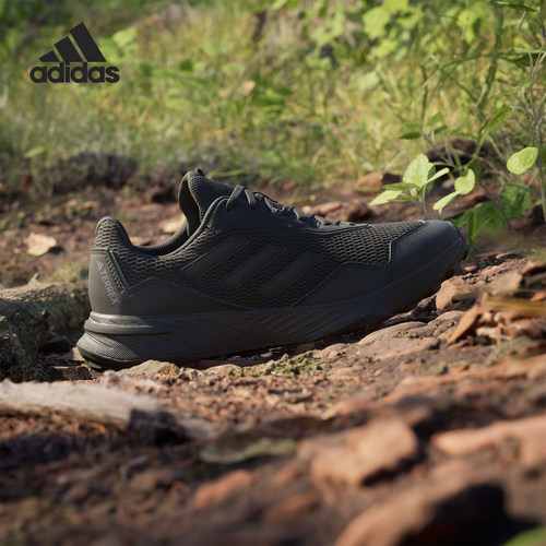 阿迪达斯男士户外越野跑鞋