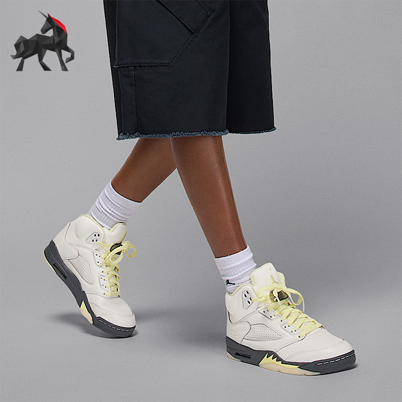 Nike/耐克正品JORDAN男女系带高帮轻盈缓震耐磨运动鞋IM7592-130