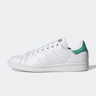 阿迪达斯三叶草女子低帮休闲鞋