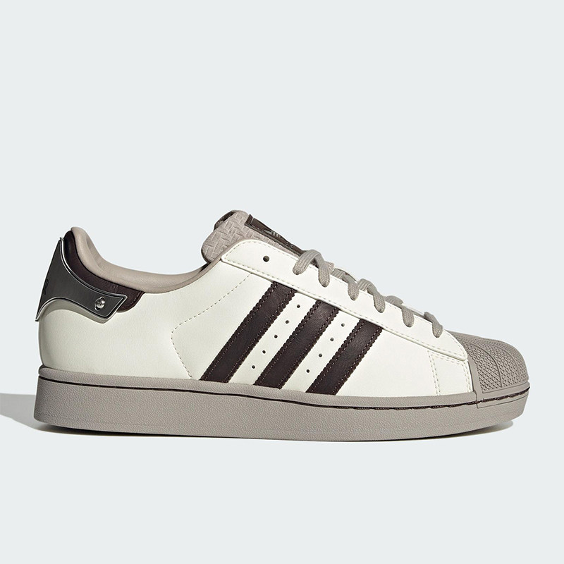 Adidas/阿迪达斯正品三叶草男女经典低帮透气运动休闲板鞋JQ6250