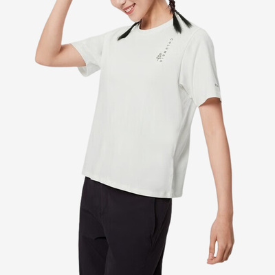 哥伦比亚女子透气圆领休闲T恤