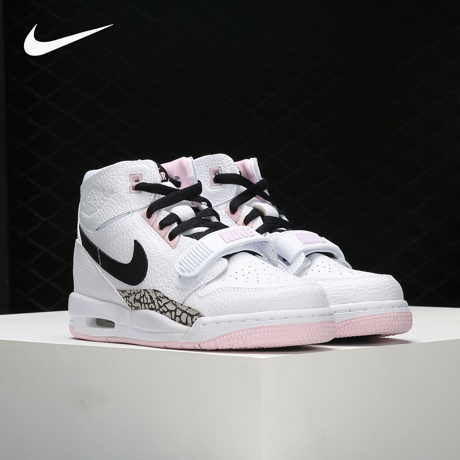 耐克女子大童运动篮球鞋