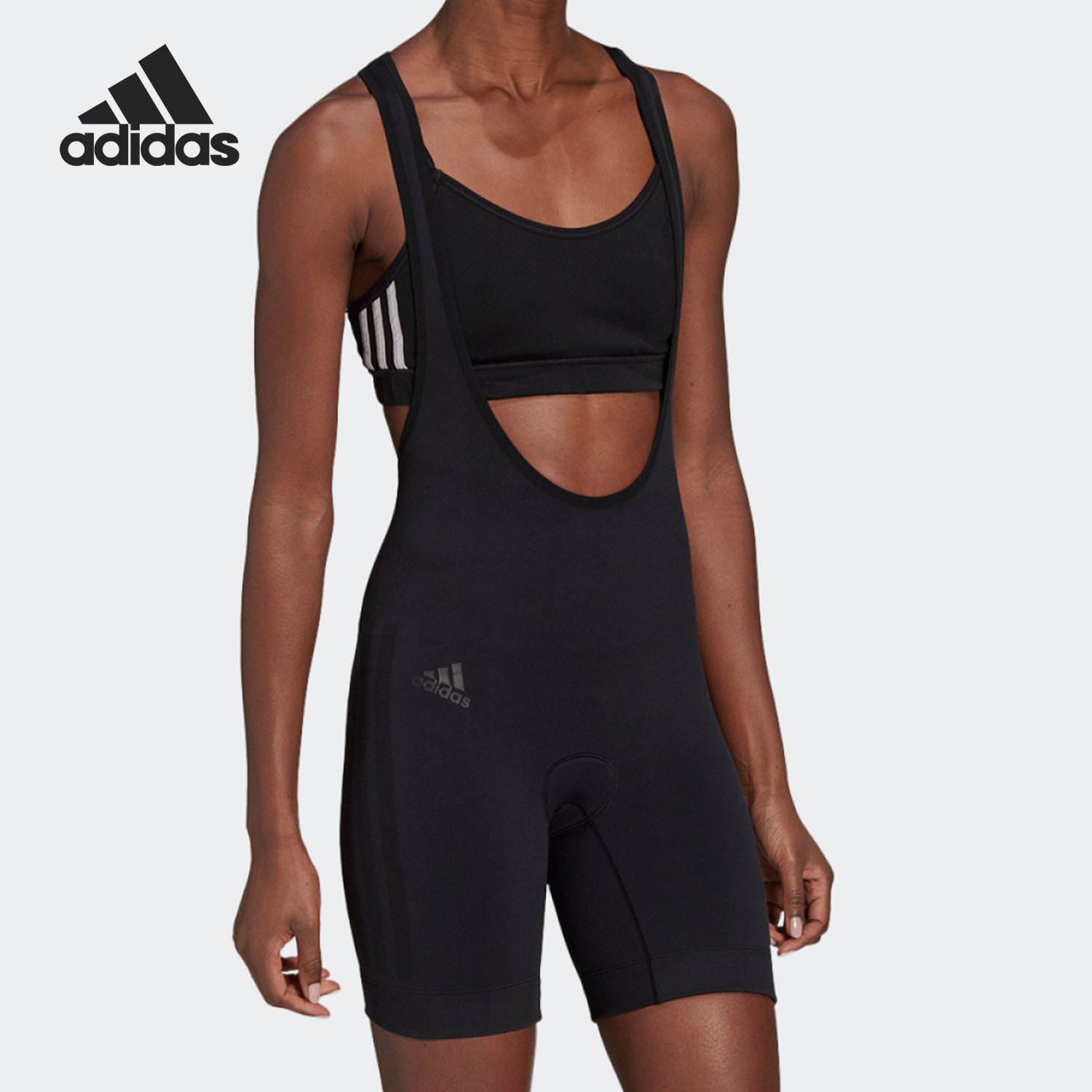 阿迪达斯女士加衬背带短裤