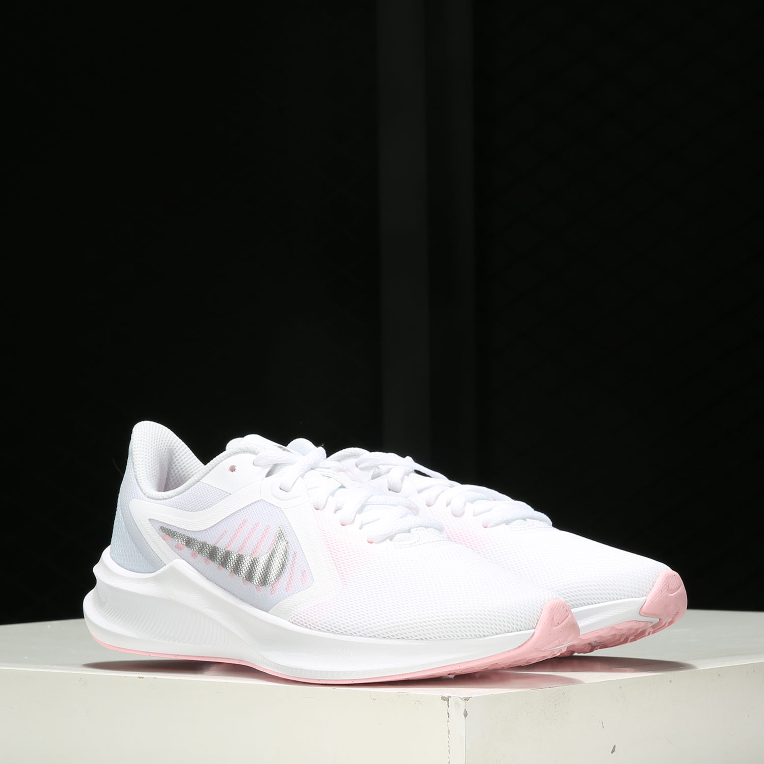 耐克DOWNSHIFTER男子跑步鞋