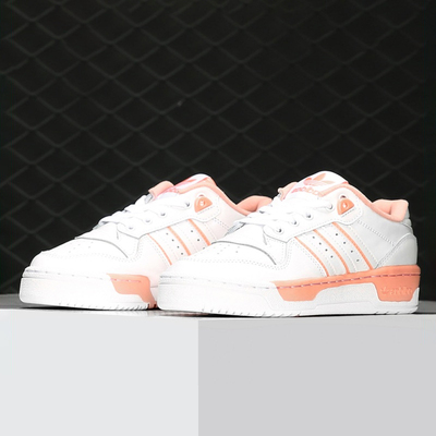 阿迪达斯女鞋三叶草休闲运动板鞋