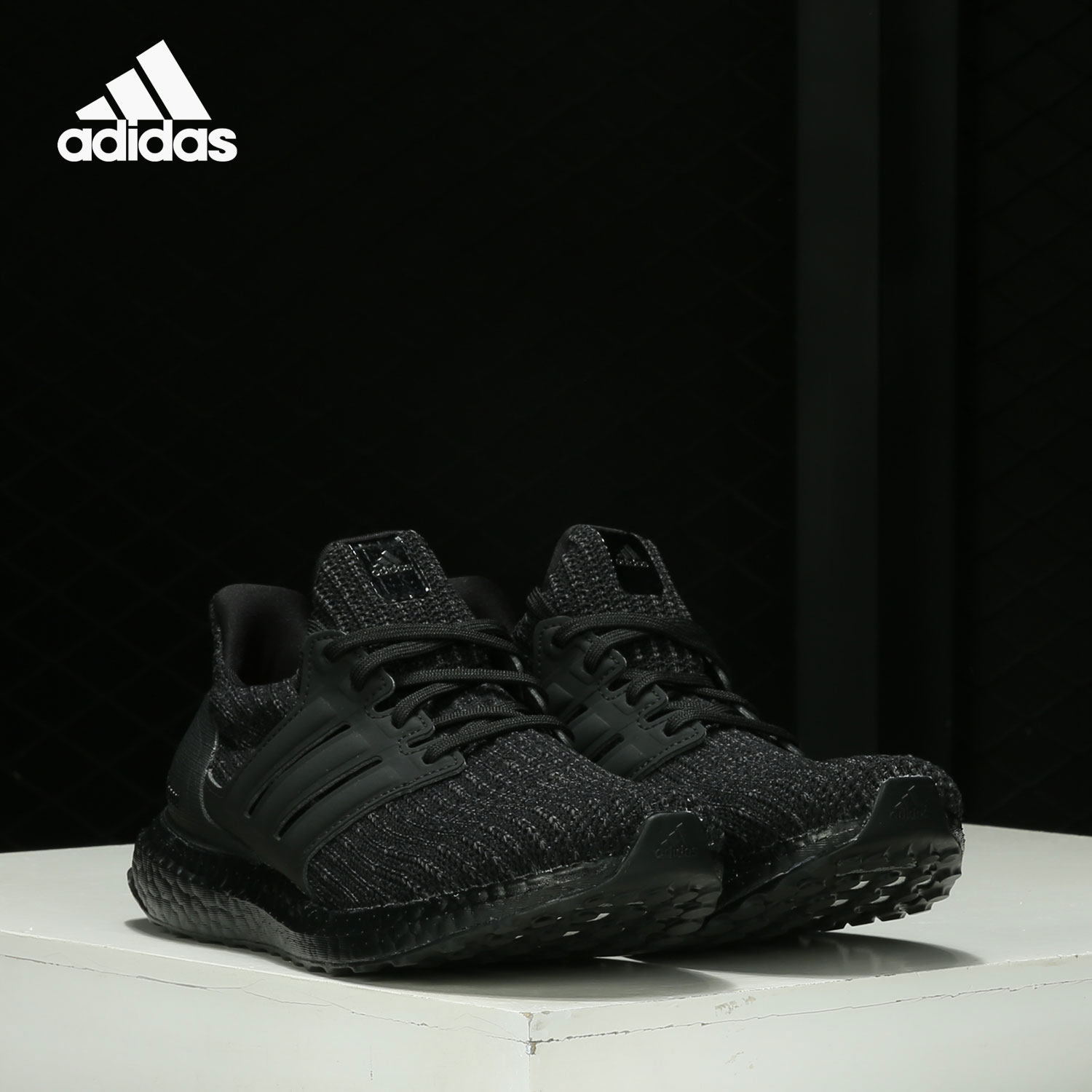 adidas/阿迪达斯正品黑武士男女ub boost 4.0休闲跑步鞋fy9121
