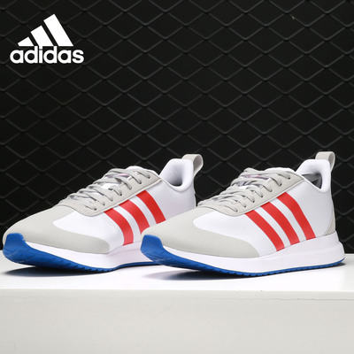 阿迪达斯减震透气男女跑步鞋