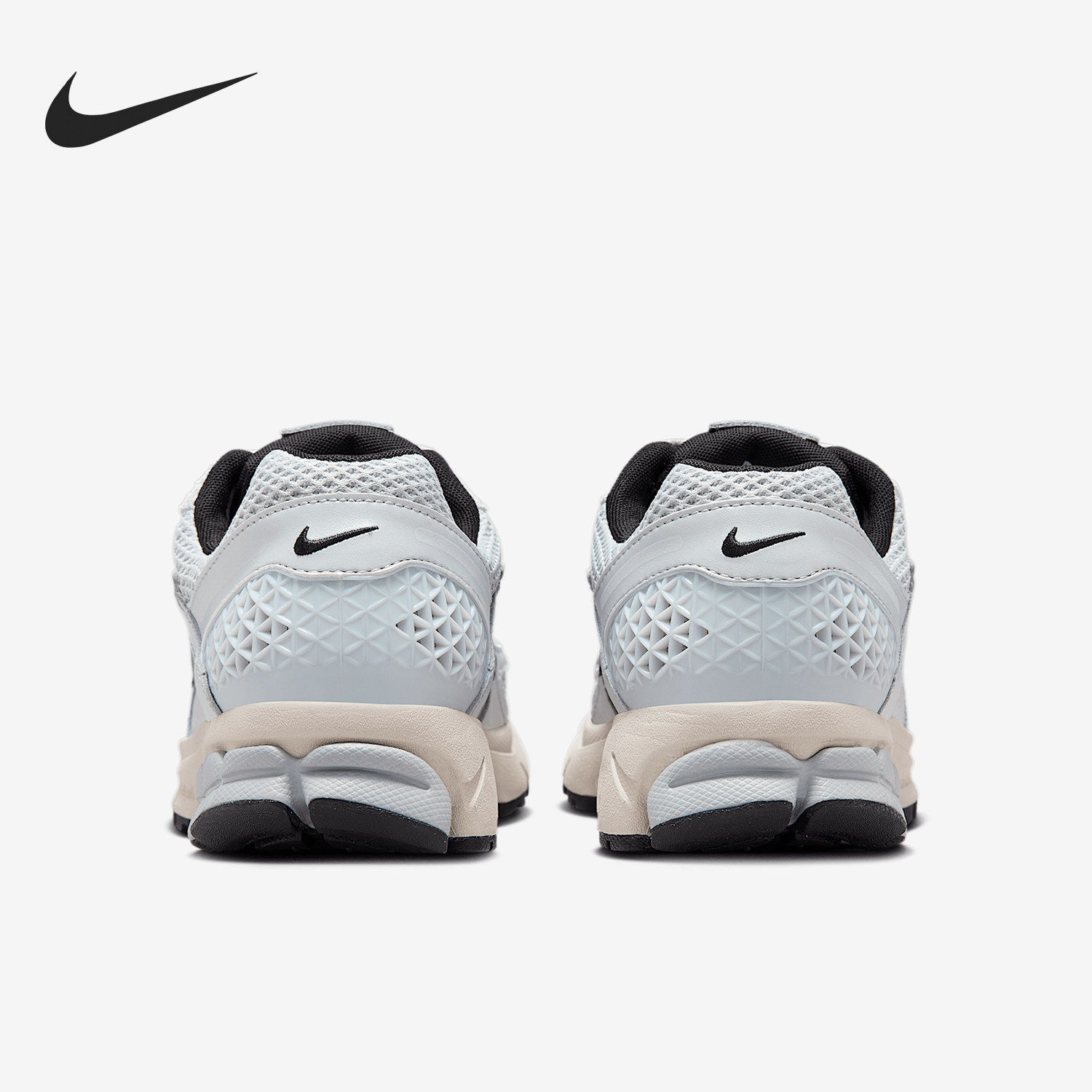 Nike/耐克官方正品Vomero 5女士透气低帮运动跑步鞋FN6742-002