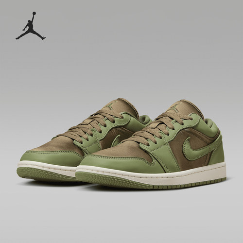 Nike/耐克女士休闲复古板鞋