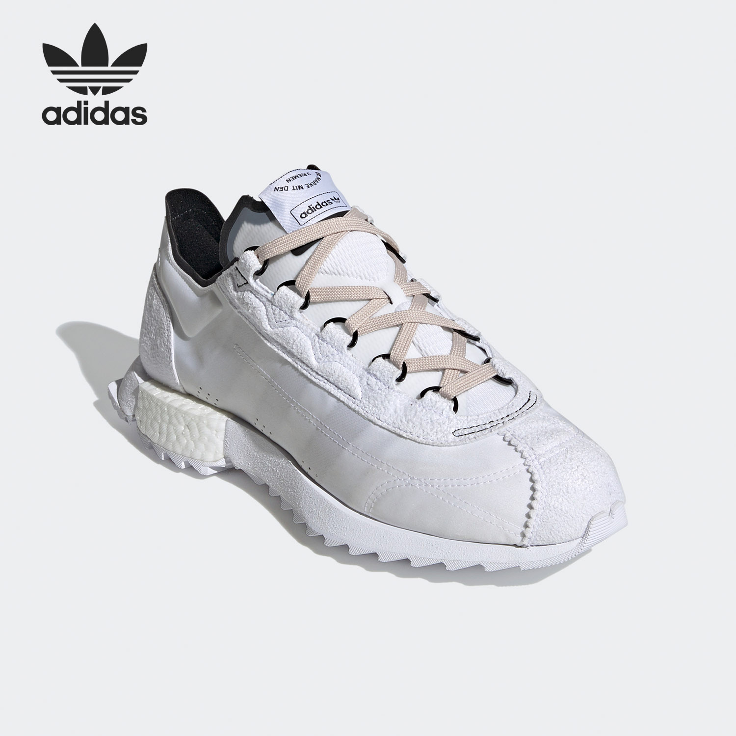 阿迪达斯男女经典运动鞋