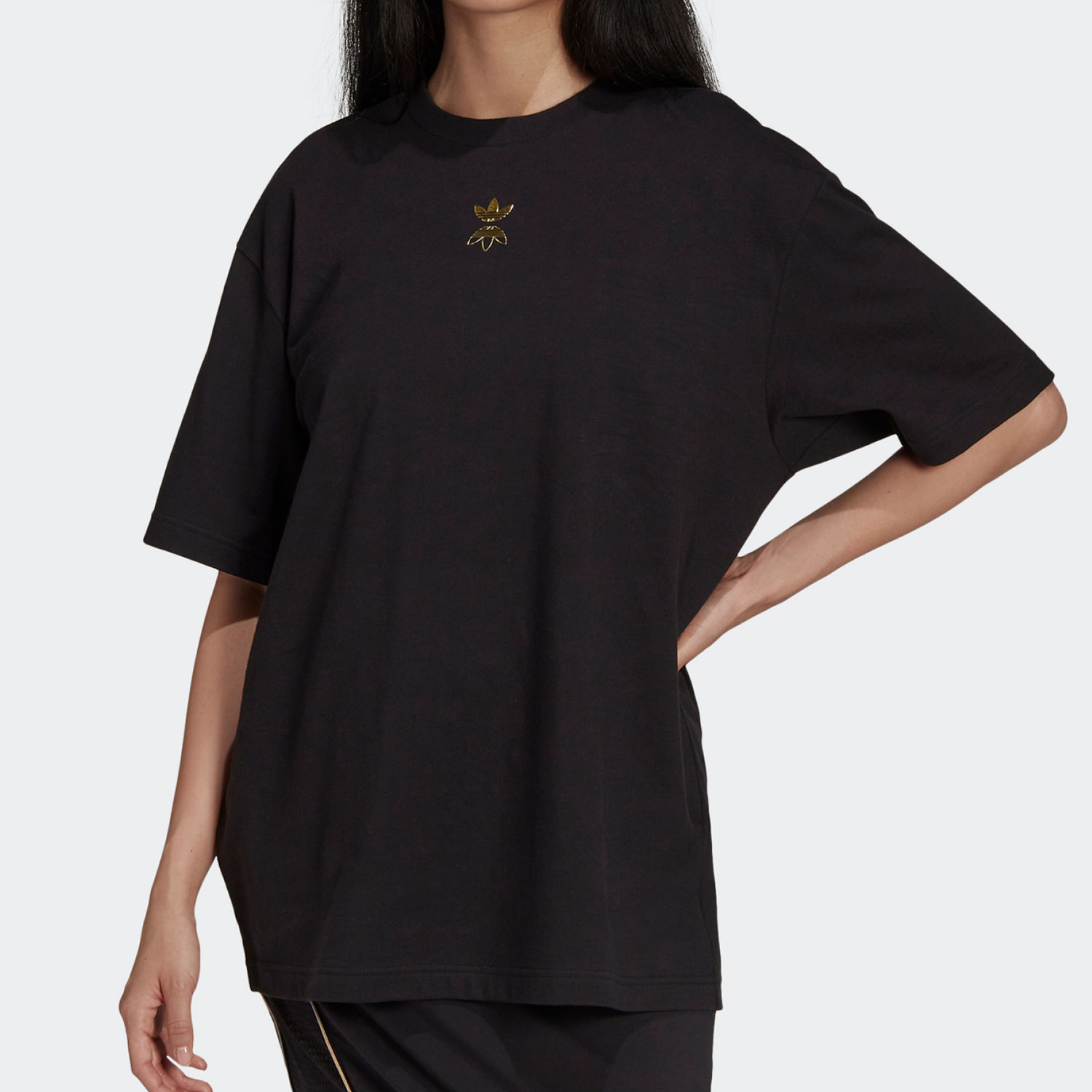 Adidas/阿迪达斯正品三叶草女子运动休闲圆领宽松短袖T恤HG6688