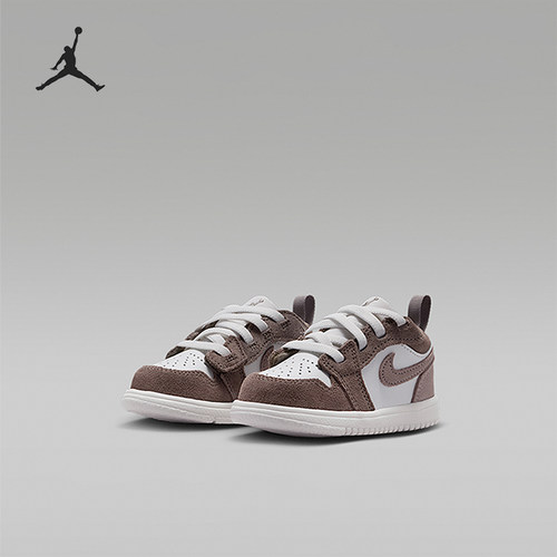 Nike/耐克正品Jordan 1婴童运动轻便透气复古休闲鞋DR9747-026