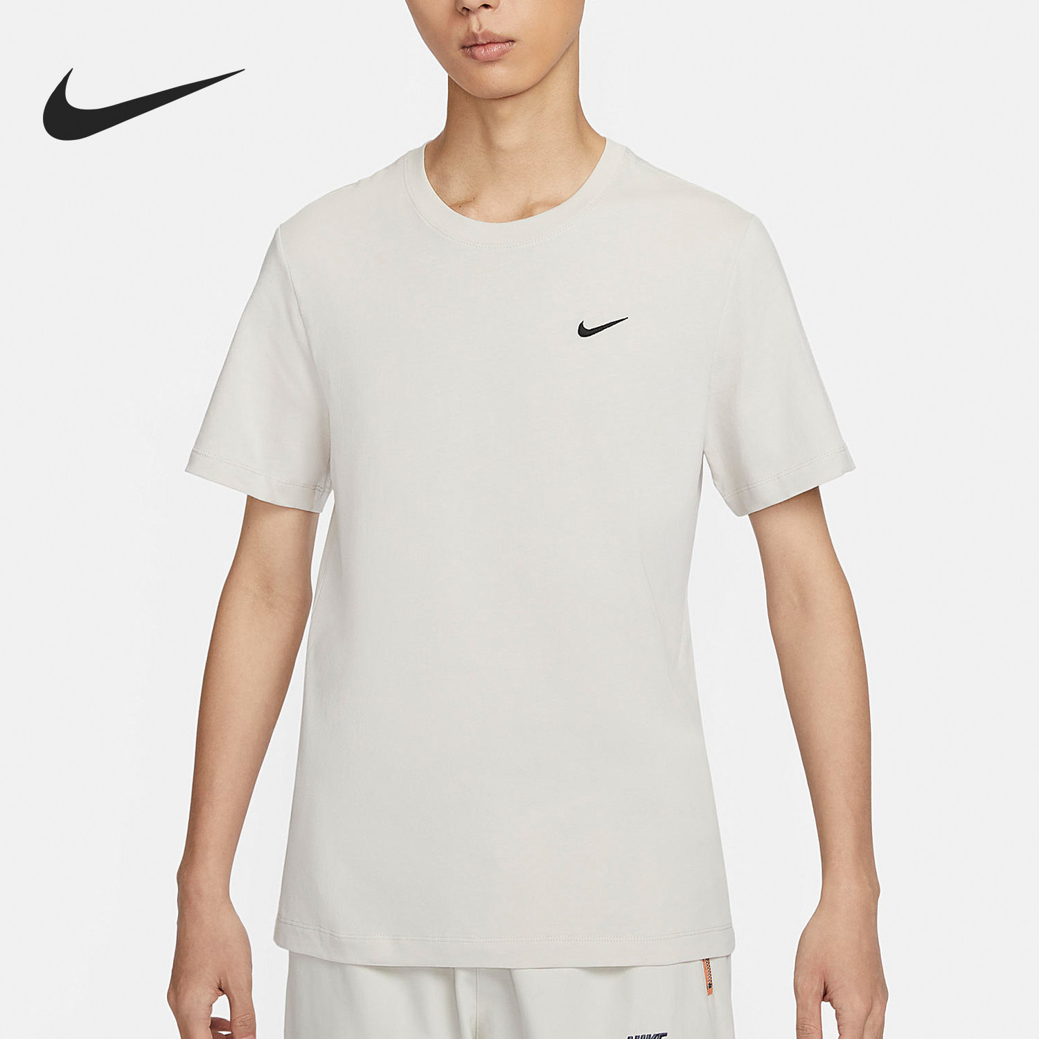 Nike/耐克官方正品夏季新款男士简约休闲透气运动短袖BV0508-072 - 实物图
