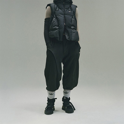Adidas阿迪达斯男女保暖羽绒马甲