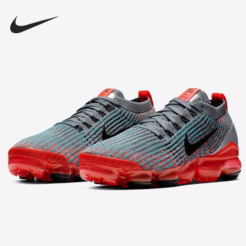 耐克运动女子气垫跑步鞋