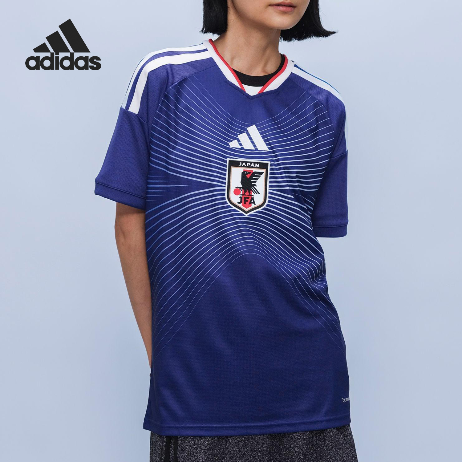 阿迪达斯男士透气套头足球短袖