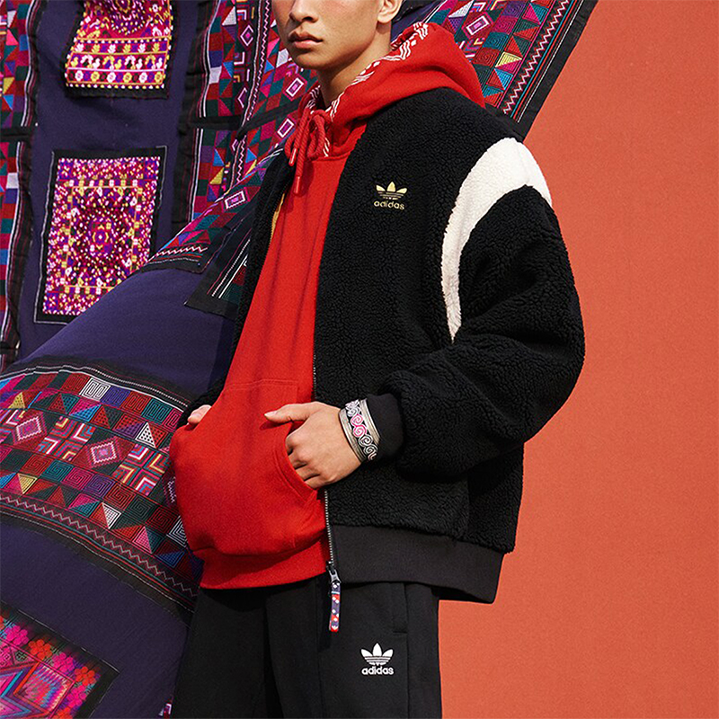 Adidas/阿迪达斯男女新年款卫衣
