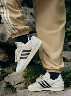 Adidas/阿迪达斯官方正品三叶草男女同款低帮休闲运动板鞋IE4849