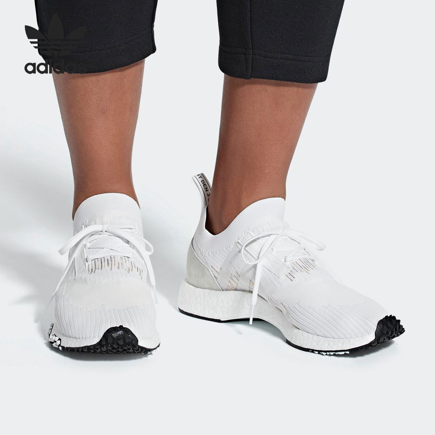 Adidas/阿迪达斯正品三叶草夏季新款男女运动跑步鞋 B37639